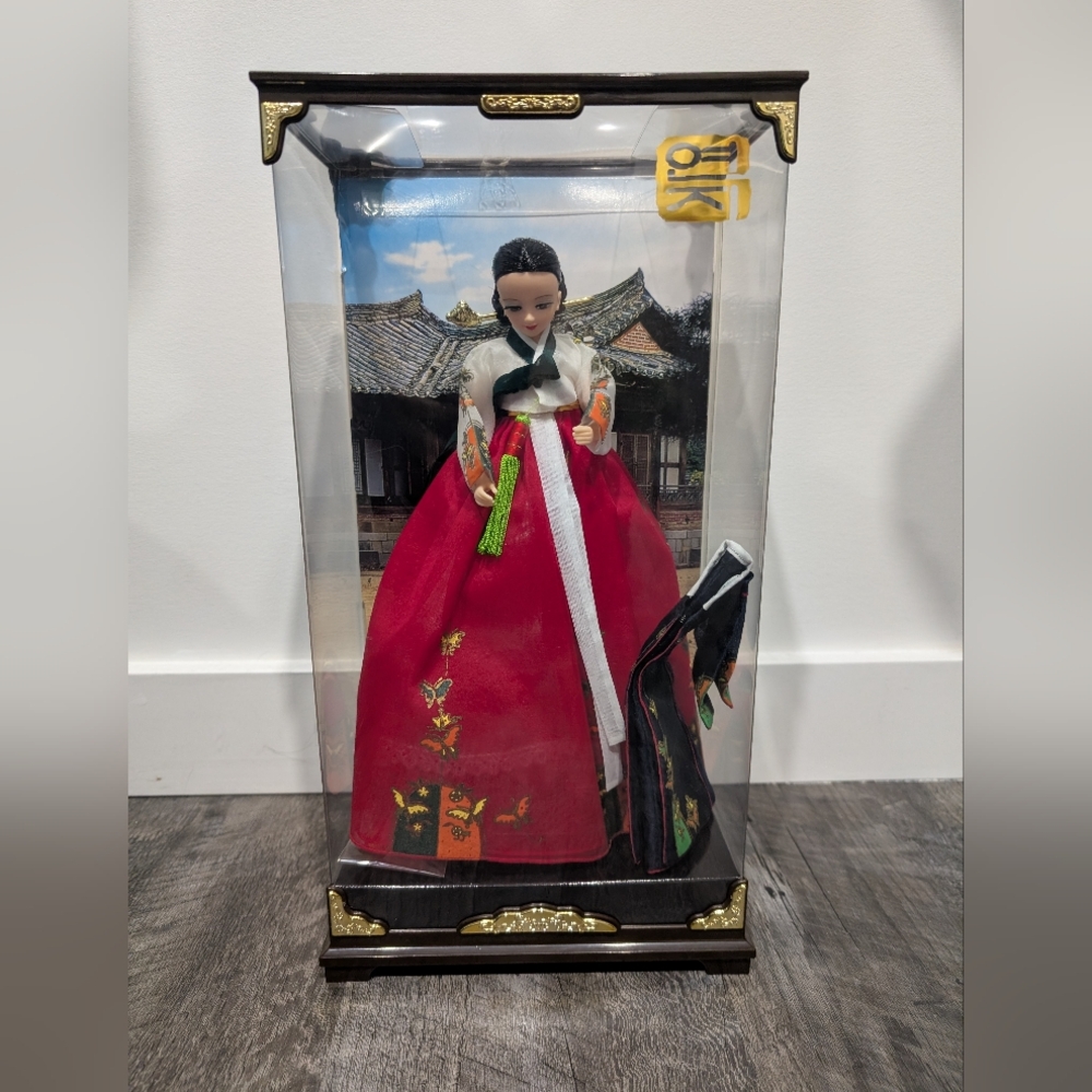 Traditional Korean Doll From SonoKong